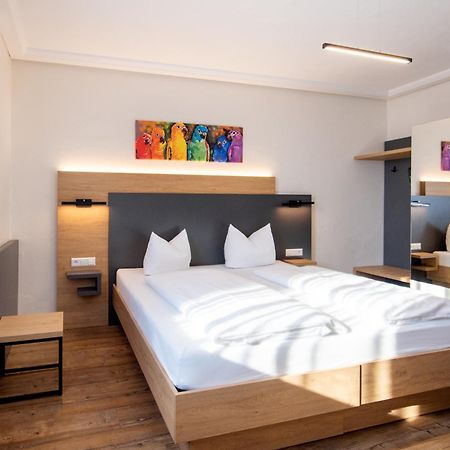 קרלסרוהה Hotel Avisa מראה חיצוני תמונה