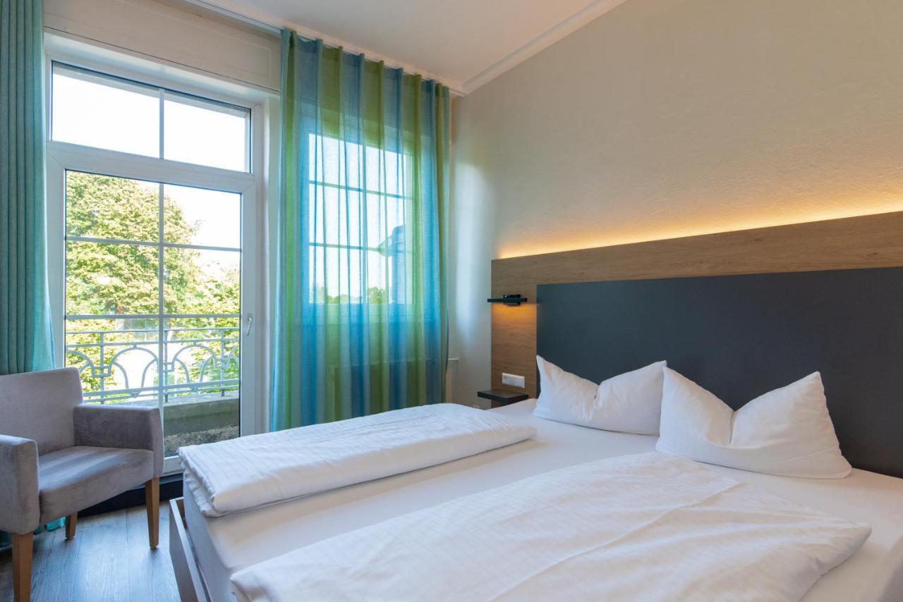 קרלסרוהה Hotel Avisa מראה חיצוני תמונה