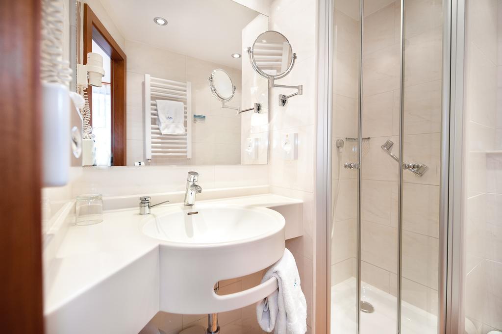 קרלסרוהה Hotel Avisa חדר תמונה